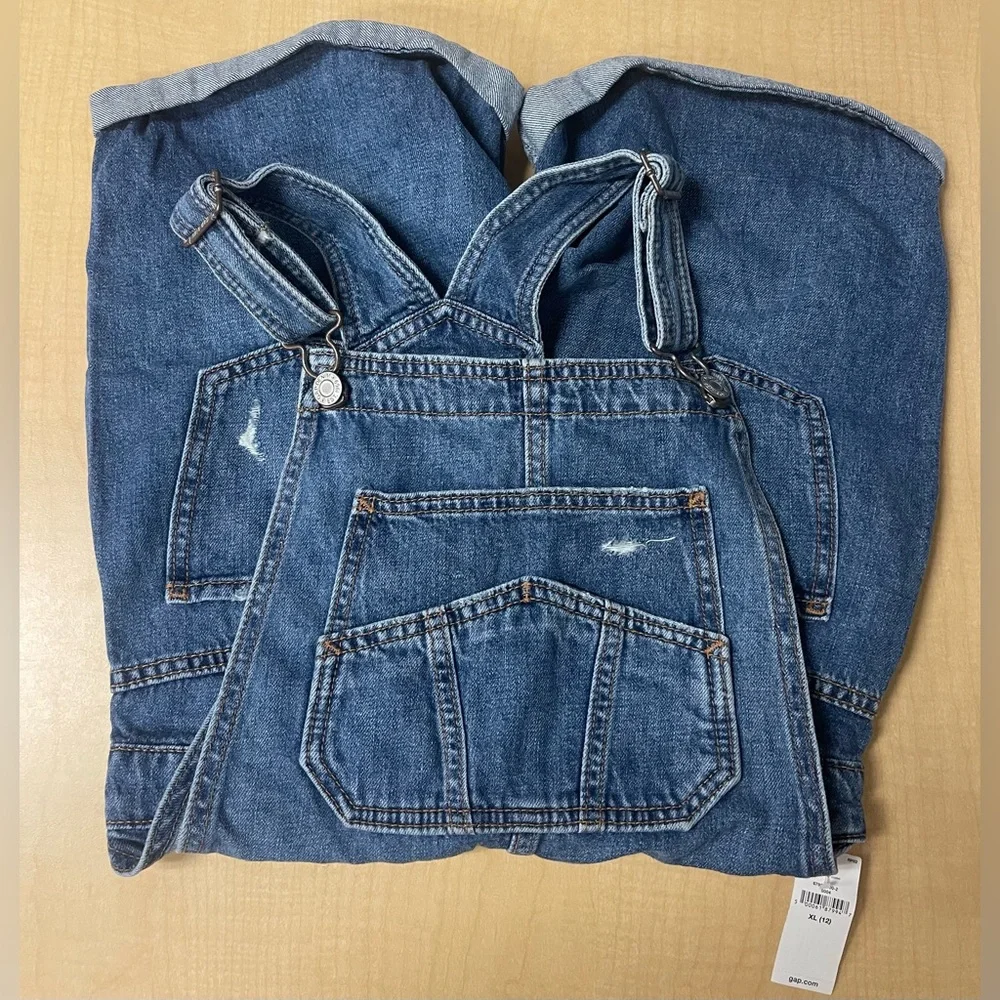NWT Gap Girls Denim Overall shorts Regular Wash sizes-XL 12, XS 4/5